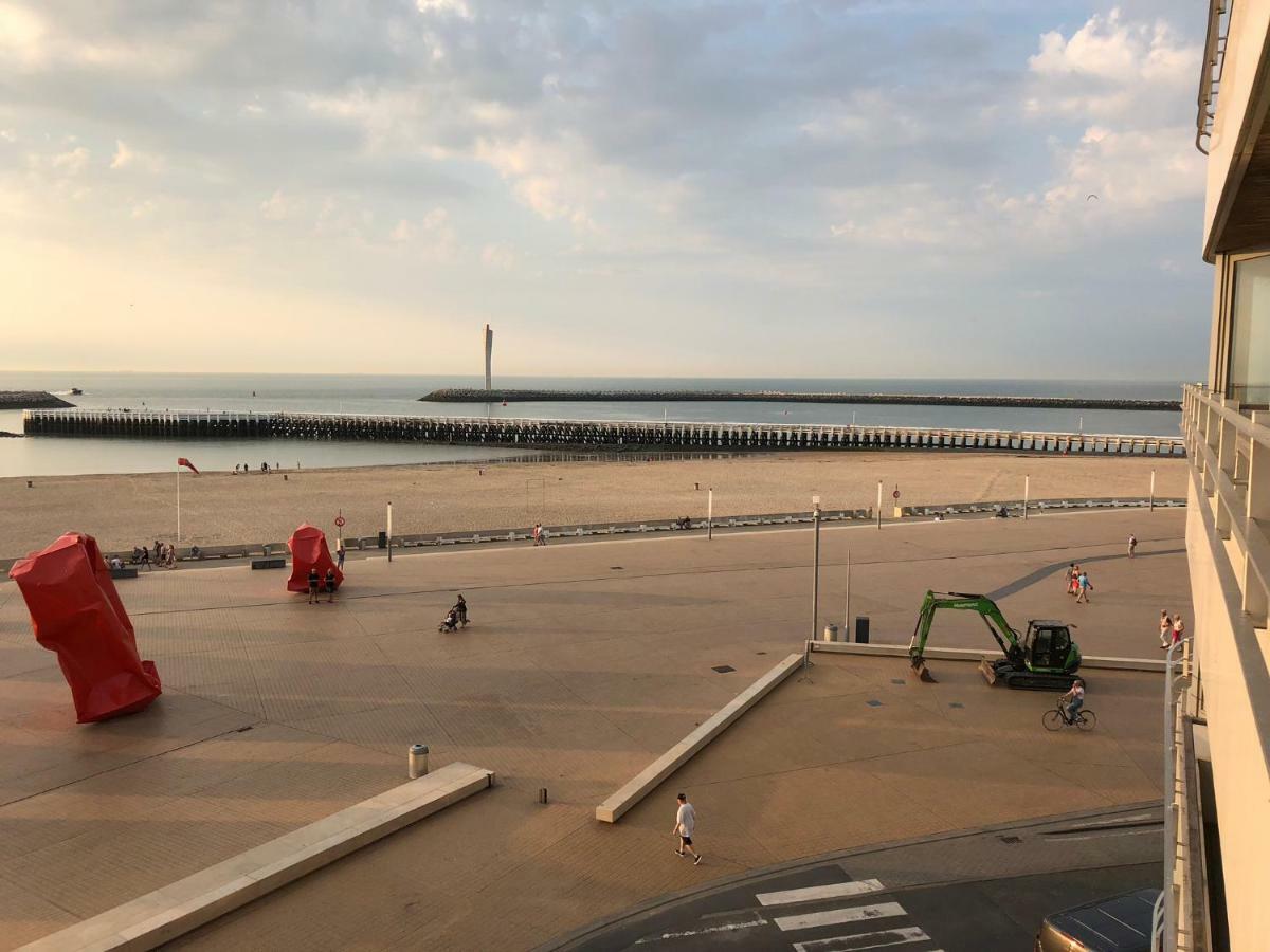 Panoramic View On Beach, Ships, Sea - Place To Be أوستيند المظهر الخارجي الصورة